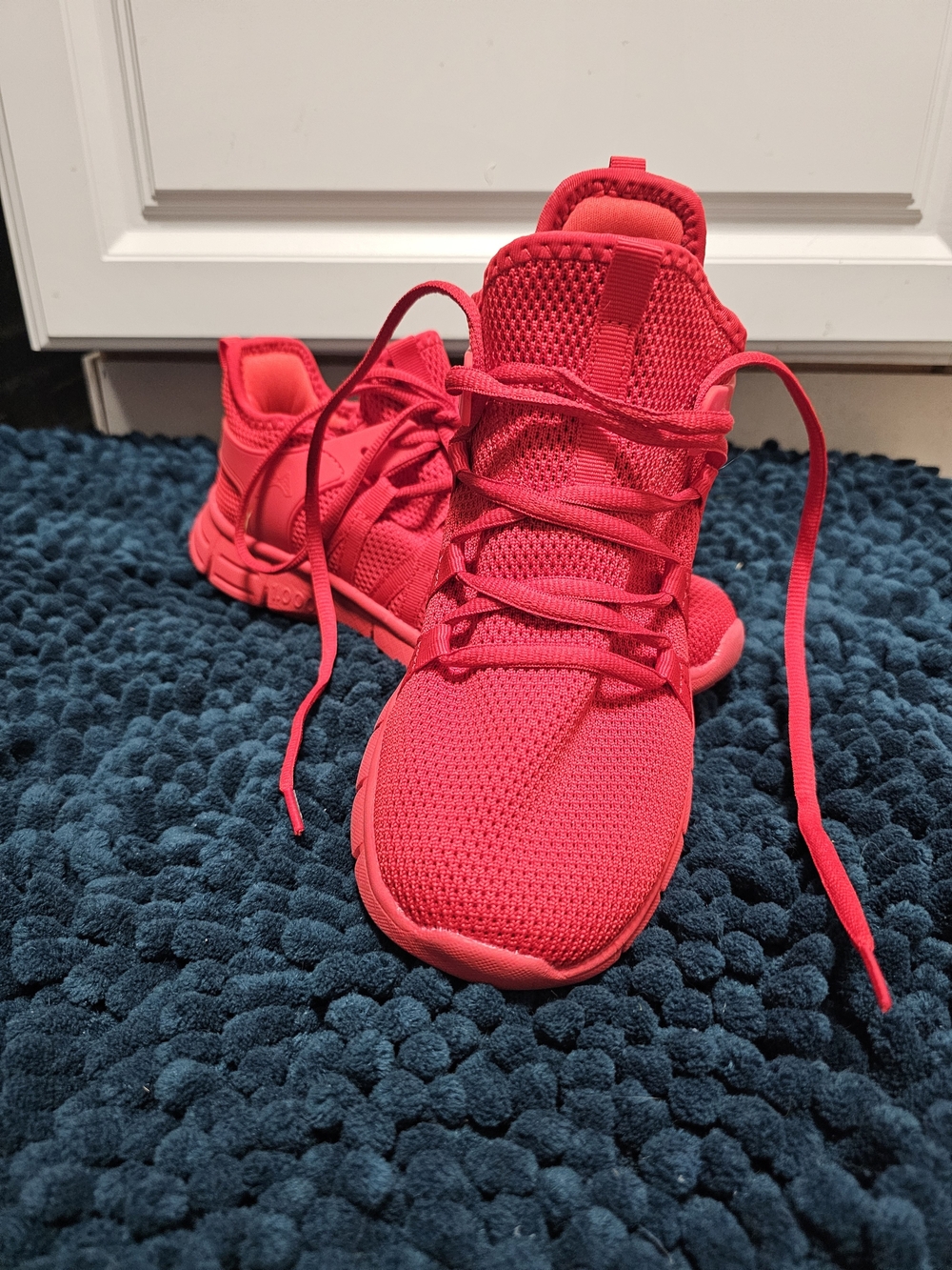 Ladies Red Athletic Sneakers - Lightweight Knit Trainer